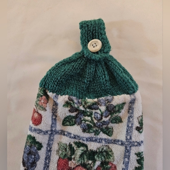 Hand Crafted handmade  green crochet top kitchen dish towels strawberry rustic - Picture 9 of 16